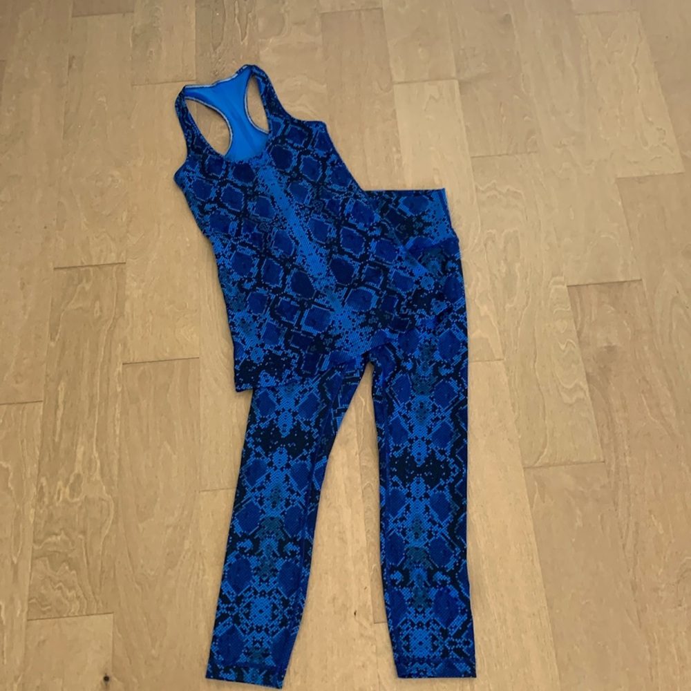 Lululemon set size 4